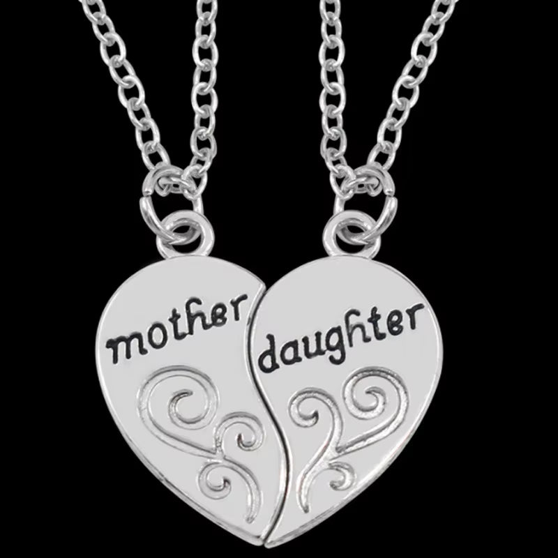 Conjunto 2 Colares Prata Envelhecida – Mãe e Filha