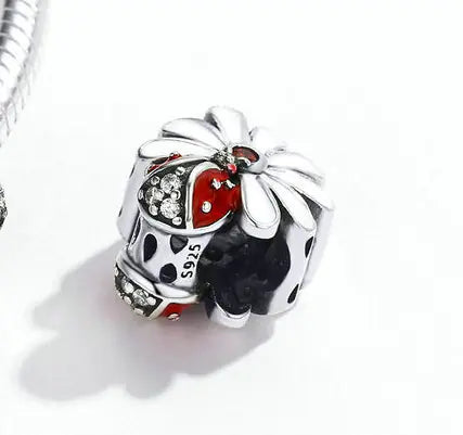 Pulseira Pandora com Berloque Joaninha de Prata S925