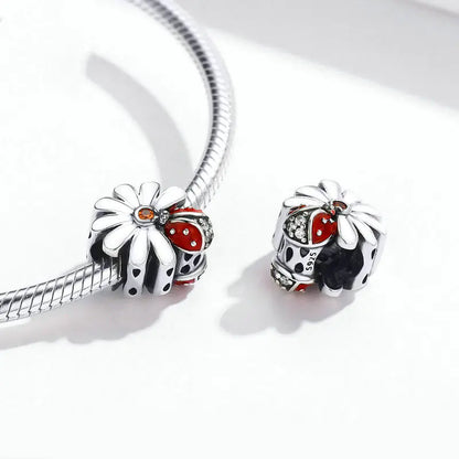 Pulseira Pandora com Berloque Joaninha de Prata S925
